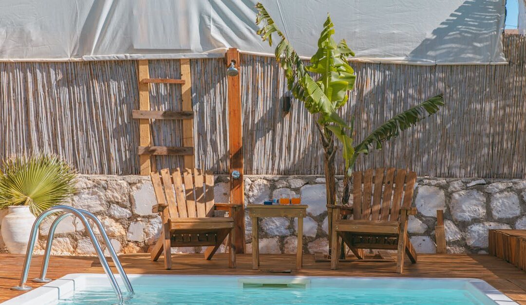 Common Mistakes in Pool Deck Resurfacing in Palm Beach Gardens and How to Avoid Them